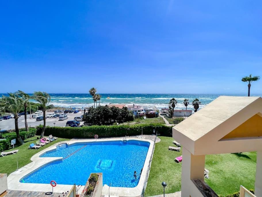 Oleholidays 1133 Romana Playa Primera Linea Playa Marbella Exterior foto